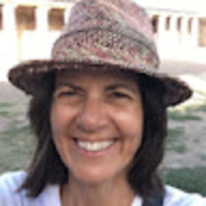 Meet your Posher, Joann